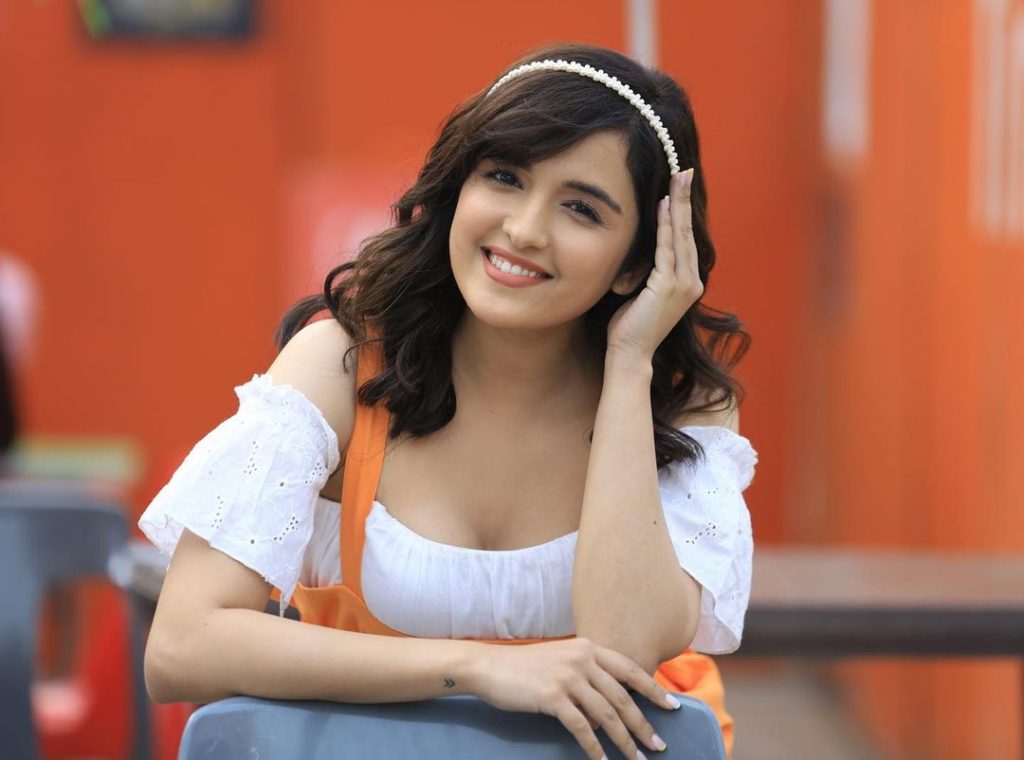 Shirley Setia